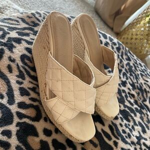 Slip on wedges